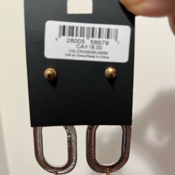 New Design Lab Earings in Gokd and silver - Picture 2 of 4